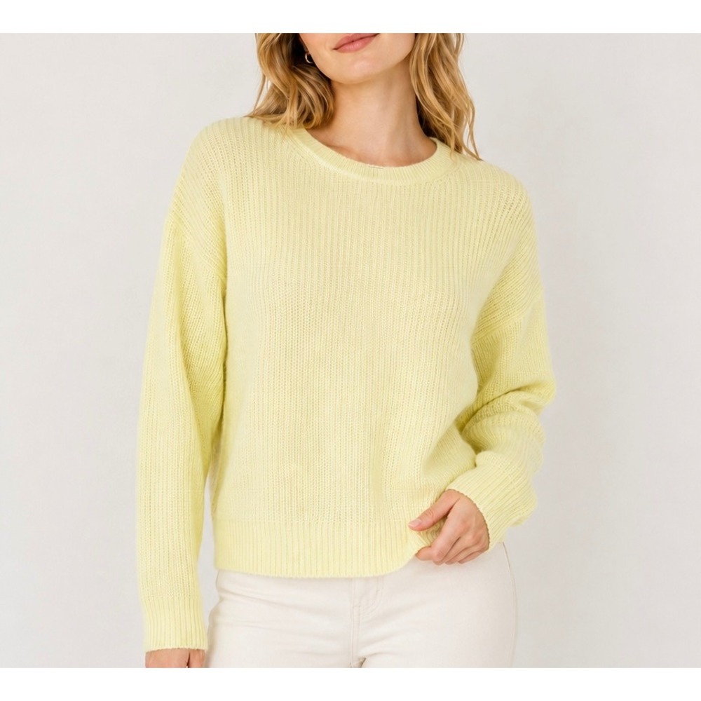 LINE Sweater 100% Cashmere Ribbed Crewneck Light Yellow Medium
